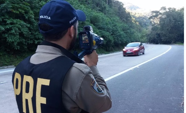 PRF tem até hoje para retomar fiscalização com radares móveis