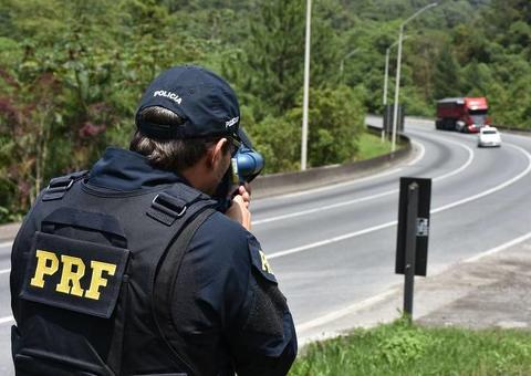 PRF deve retomar nesta segunda-feira uso de radares móveis em estradas