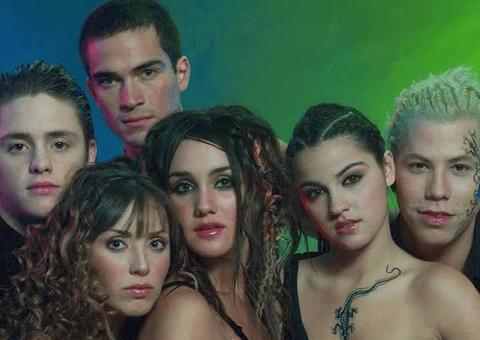 Integrantes do RBD se reencontram 11 anos após fim da banda; Veja foto 