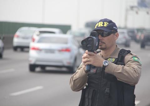 PRF volta a fiscalizar rodovias federais com radares móveis