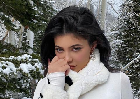 Kylie Jenner choca internautas com ostentação em presente de Natal para filha Stormi  
