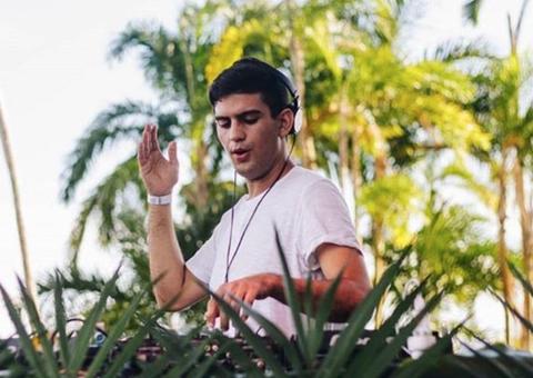 Pré-réveillon do American Bar agita a última sexta do ano em Manaus