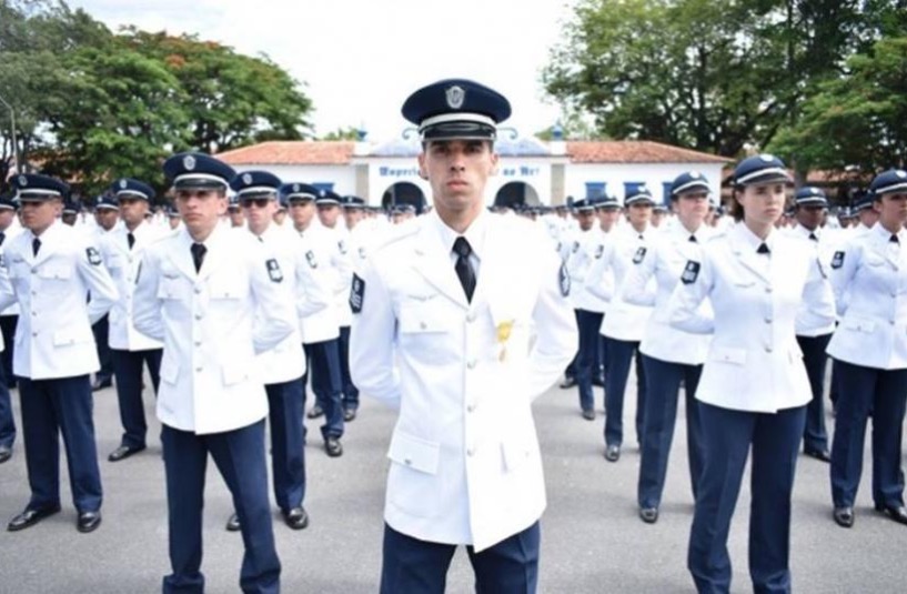 FAB divulga edital de concurso para sargento com 156 vagas e salário de R$ 5, 5 mil