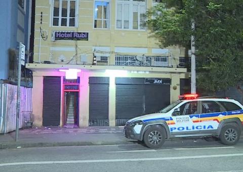 Recepcionista é encontrada morta em hotel