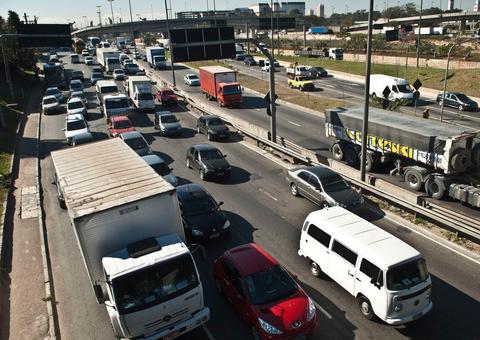 Feriado de Natal registra 50 mortes e quase mil feridos nas rodovias