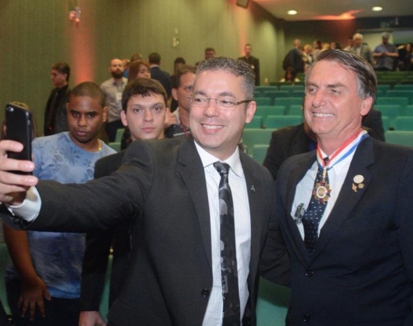 Josué Neto quer garantir 60 mil assinaturas para partido de Bolsonaro 