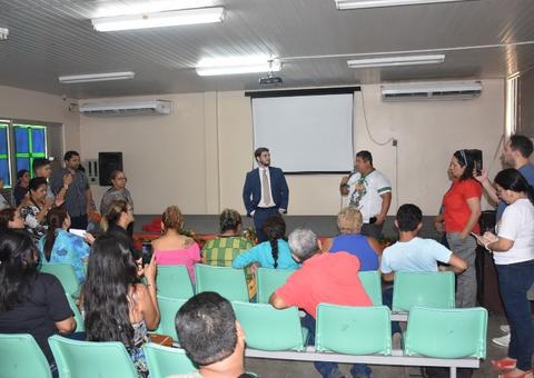 Comunidade procura MP para evitar que escola adote ensino militar em Manaus