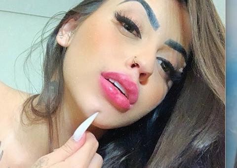 MC Mirella choca ao aparecer quase irreconhecível em fotos antigas