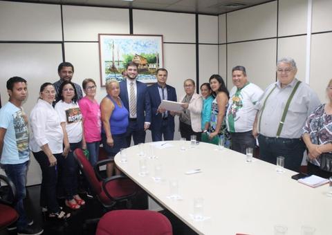 Vereador quer impedir regime militar em escola de Manaus 