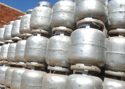 Gás de cozinha fica 5% mais caro a partir de hoje