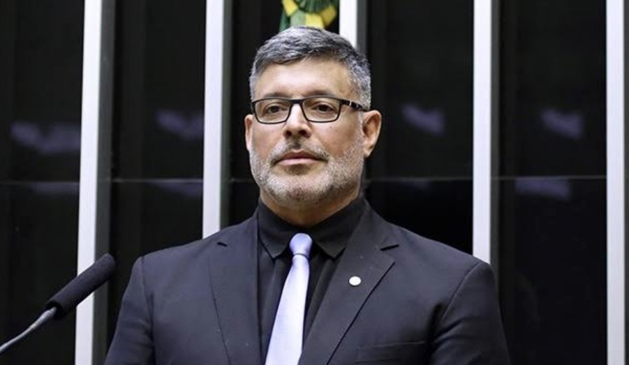 Alexandre Frota faz acordo com boate gay de Brasília após suposto calote  