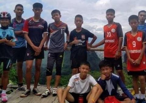 Homem que ajudou em resgate de grupo na Tailândia morre devido doença contraída na caverna