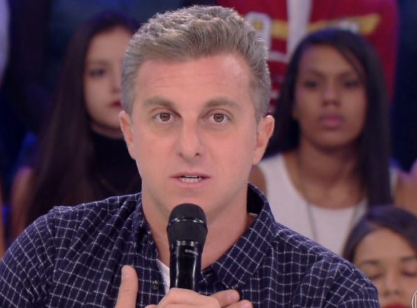 Luciano Huck se pronuncia após ser ‘apontado' como sócio do Porta dos Fundos 