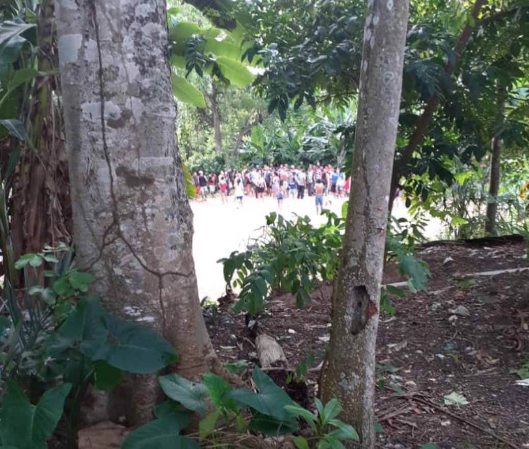 Tiroteio em partida de futebol deixa feridos e população aterrorizada em Manaus