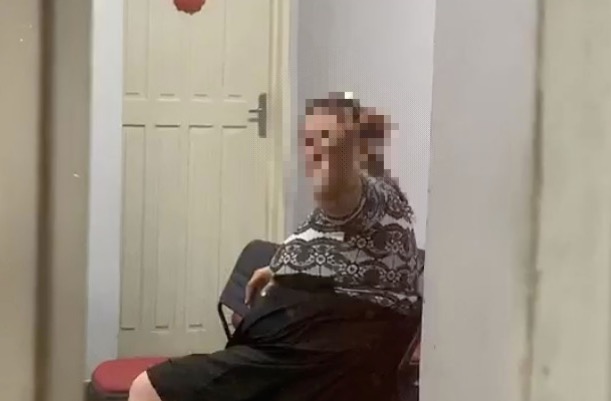 Mulher mente que está grávida para não ser presa por furto em Manaus