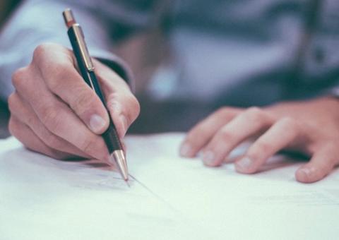 Posso abrir uma empresa com nome sujo? Confira