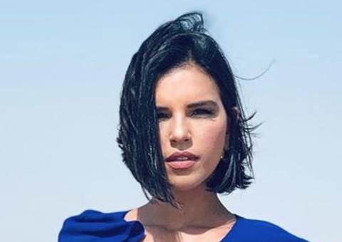 Mariana Rios posta foto completamente nua em Trancoso, na Bahia