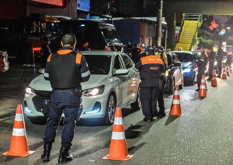 Operação do Detran Amazonas flagra quase 60 motoristas dirigindo embriagados