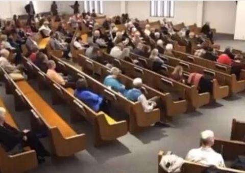 Tiroteio em igreja durante culto transmitido ao vivo no Youtube deixa dois mortos