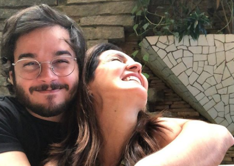 Em viagem romântica, Fátima Bernardes curte as férias com o namorado Túlio Gadelha