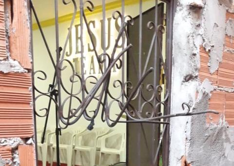 Em menos de 12h, duas igrejas são alvos de assaltantes em Manaus