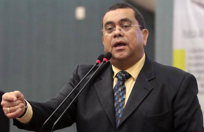 De peixeiro a vereador, conheça a trajetória de Arlindo Jr. 