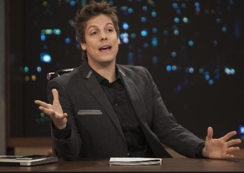 Fabio Porchat condena ataque e diz: 'com religião se brinca sim'