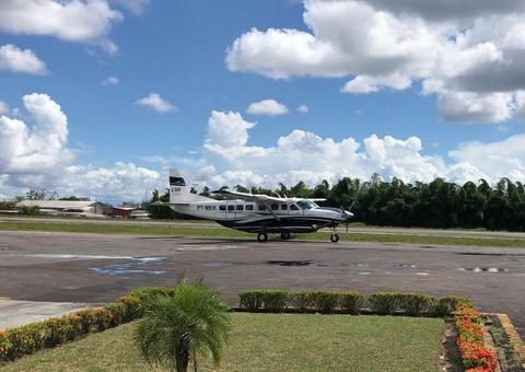 Corpo de Arlindo Jr. chega a Manaus e segue para sepultamento; acompanhe
