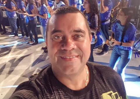 Sob forte emoção, corpo de Arlindo Jr. é sepultado no cemitério São João Batista