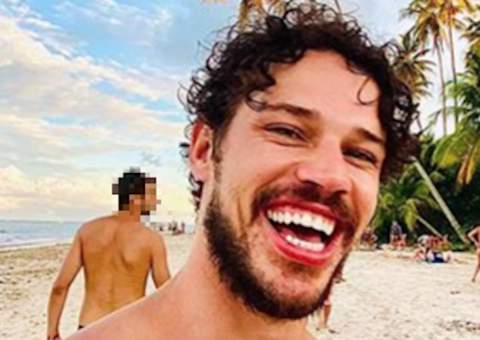 Jose Loreto recusa fotos com fãs durante festa na Bahia, diz colunista 