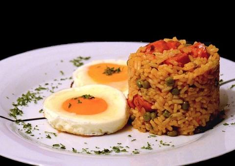 Intoxicação alimentar: Oito alimentos que jamais devem ser reaquecidos