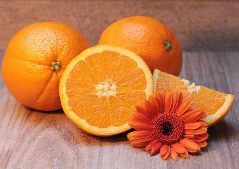 Um copo de suco de laranja por dia reduz risco de perda de memória