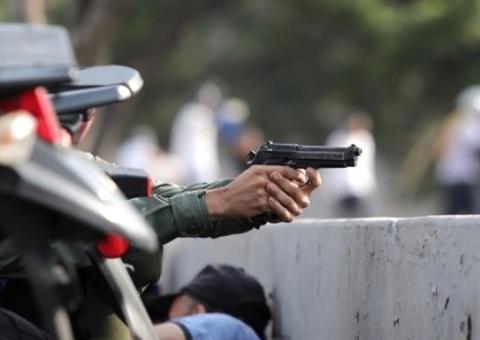 Em Manaus, suspeito de trocar tiros com a Força Tática é baleado