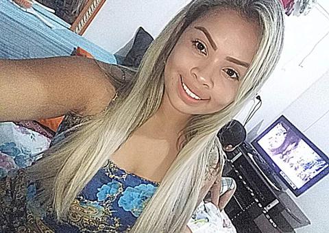 Mulher deixa filho e desaparece misteriosamente em embarcação no Amazonas