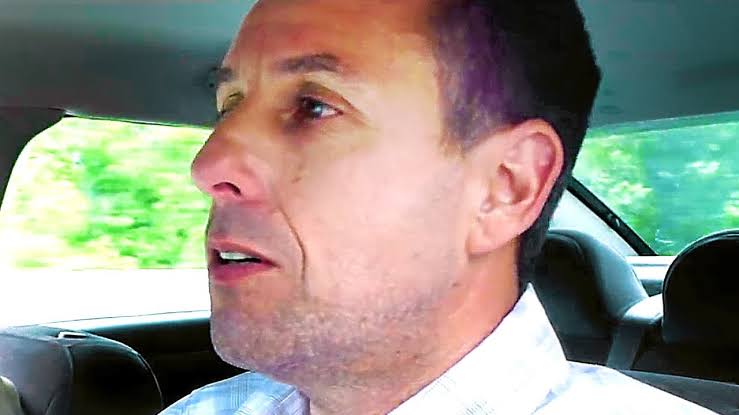 Adam Sandler é hackeado e invasores chamam Obama de 'macaco'