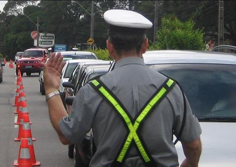 Projeto amplia porte de armas para diversas categorias de servidores públicos