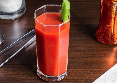 Conheça o sumo de fruta que pode deixá-lo rapidamente com a 'barriguinha' dos sonho