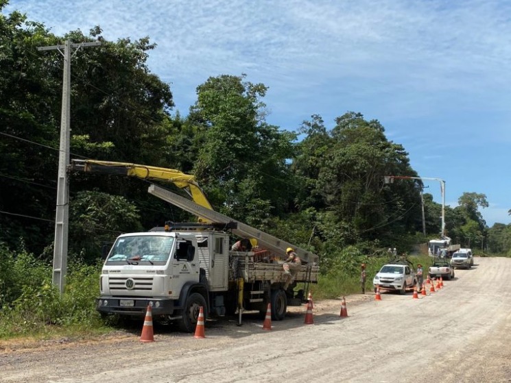 Rede elétrica da BR-174 recebe serviços de manutenção em Manaus 