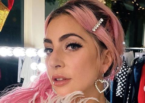 Lady Gaga revela ter dores intensas e trauma desenvolvido após ter sido estuprada