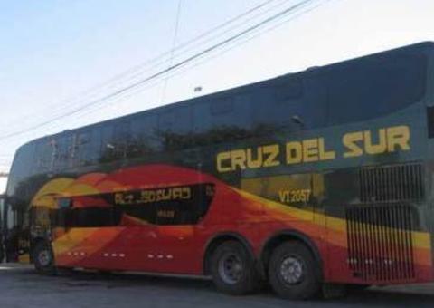 Brasileiros e americanos morrem em acidente de ônibus no Peru