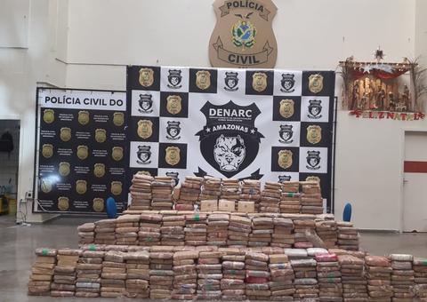 Polícia apreende 400kg de skunk em residência e três são presos em Manaus 