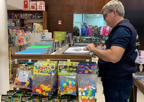 Procon informa mais de 60 itens proibidos em listas de material escolar no Amazonas