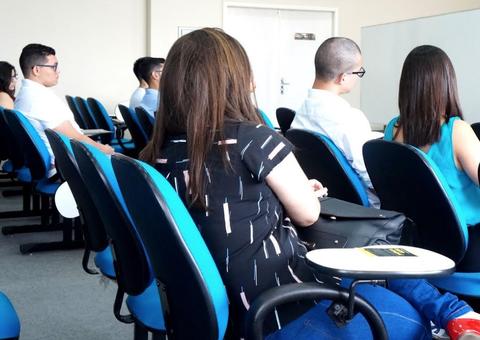 Aprovados em estágio da Procuradoria do Amazonas assumem vagas 