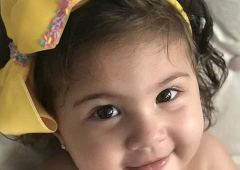 Mãe implora por doações para compra de remédio que irá prolongar a vida de filha