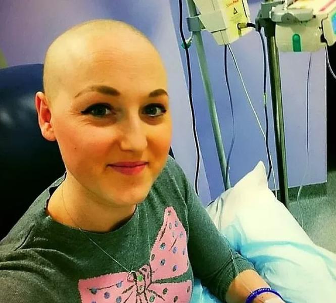 Após fazer mastectomia e quimioterapia mulher descobre que nunca teve câncer
