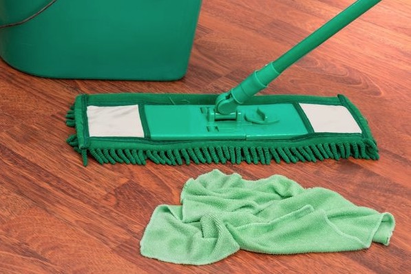 Diarista acusada de furtar joias e perfumes consegue reverter justa causa em Manaus 