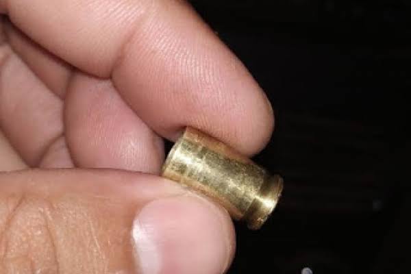 Jovem é baleado e menor é apreendido durante perseguição policial em Manaus