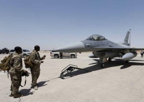 Iraque sofre 3º ataque com foguete e base que abriga tropas americanas é atingida