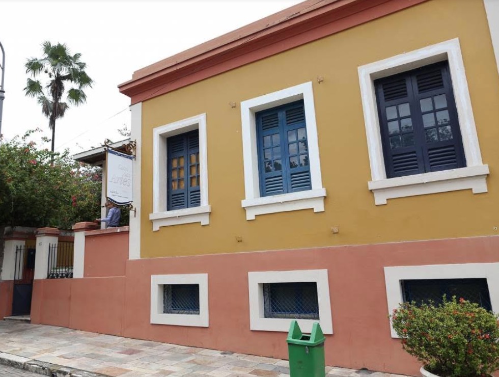 Exposição gratuita reúne obras de 22 fotógrafos na Casa das Artes em Manaus