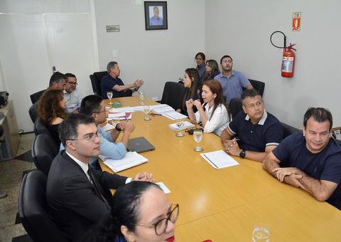 Controle na execução de obras em Manaus garante qualidade e prazos, diz prefeito